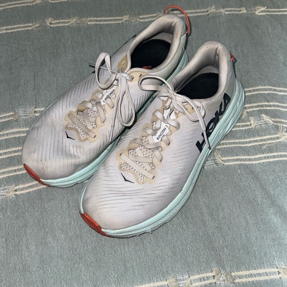 Hoka Rincon 3 - Picture 2 of 3